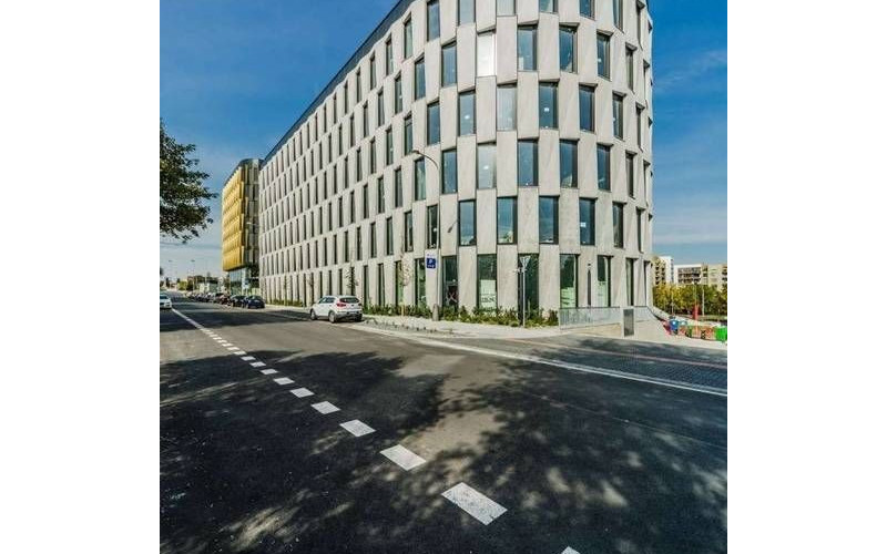 Pronájem, Kanceláře, 743m² , Praha 6 - Veleslavín