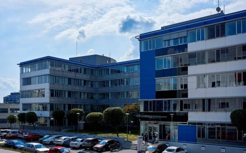 Pronájem, Kanceláře, 521m2, Praha 5