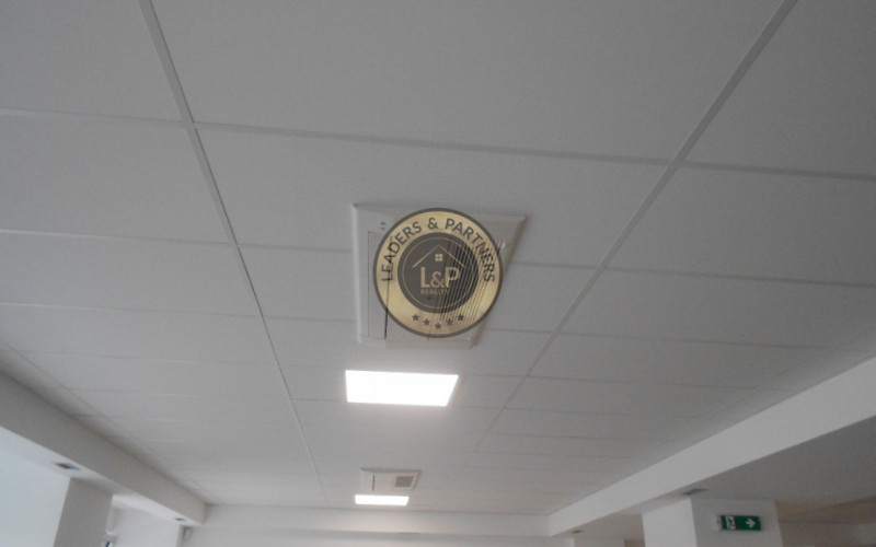 Pronájem, Kanceláře, 239m² - Praha 1