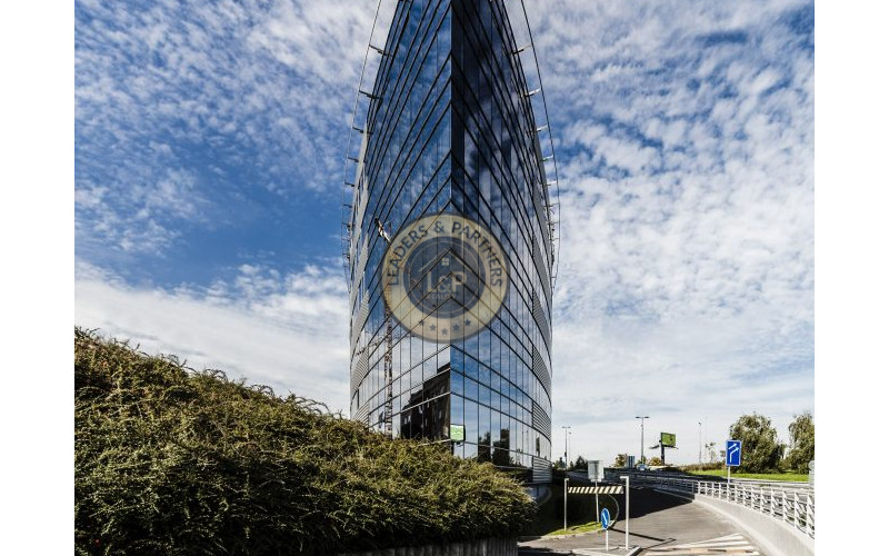 Pronájem, Kanceláře, 300m² - Praha - Nusle