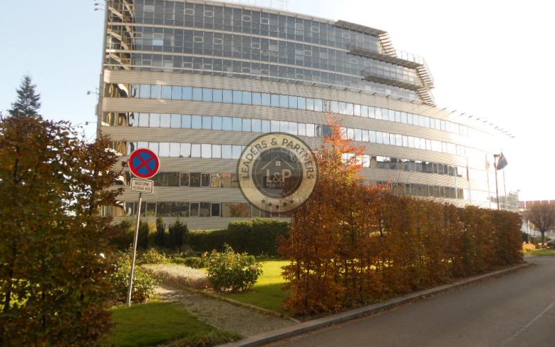 Pronájem, Kanceláře, 300m² - Praha - Nusle