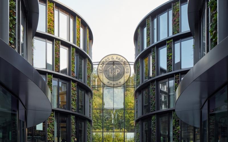 Pronájem, kanceláře, 1127m² - Praha -Karlín