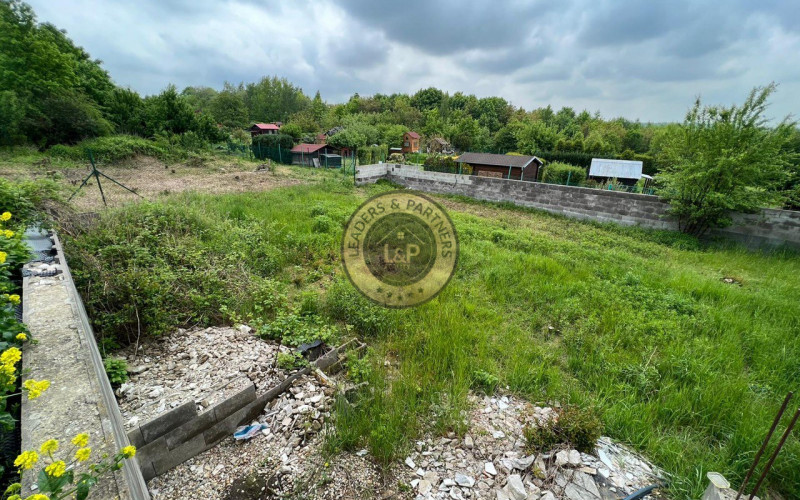 Prodej stavebního pozemku 1 058 m², Praha - Horní Počernice