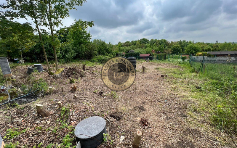 Prodej stavebního pozemku 1 058 m², Praha - Horní Počernice