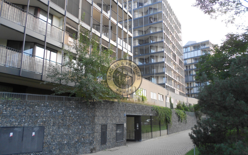 Plně zařízený 4+kk, 145 m² (Mezonet) s velkou střešní zahradou