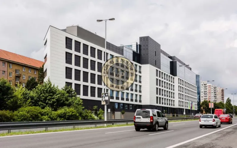 Pronájem, Kanceláře, 2695m² - Praha 4 - Michle