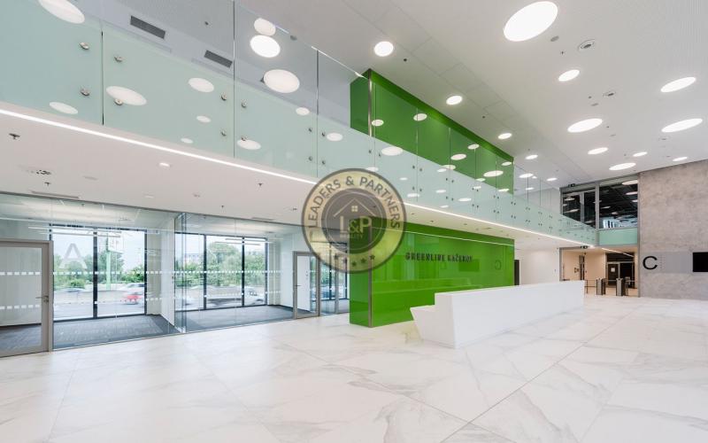 Pronájem, Kanceláře, 2695m² - Praha 4 - Michle