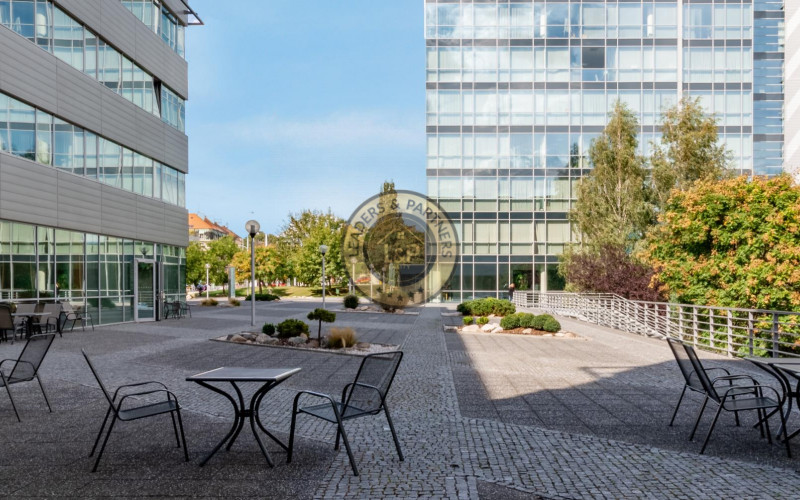 Pronájem, Kanceláře, 285 m² - Praha - Holešovice