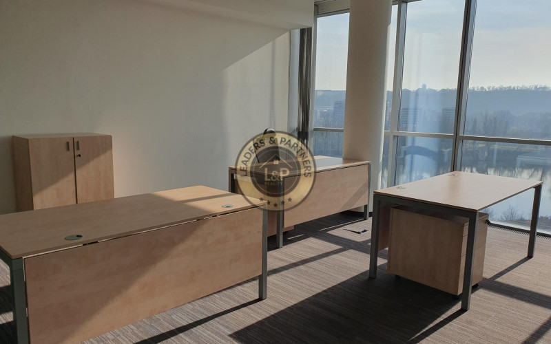 Pronájem, Kanceláře, 478 m² - Praha - Holešovice